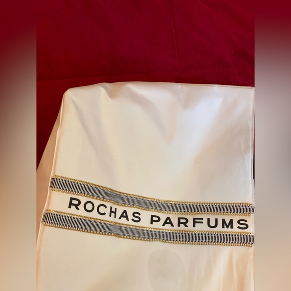 Rochas  Perfumes - Picture 3 of 5